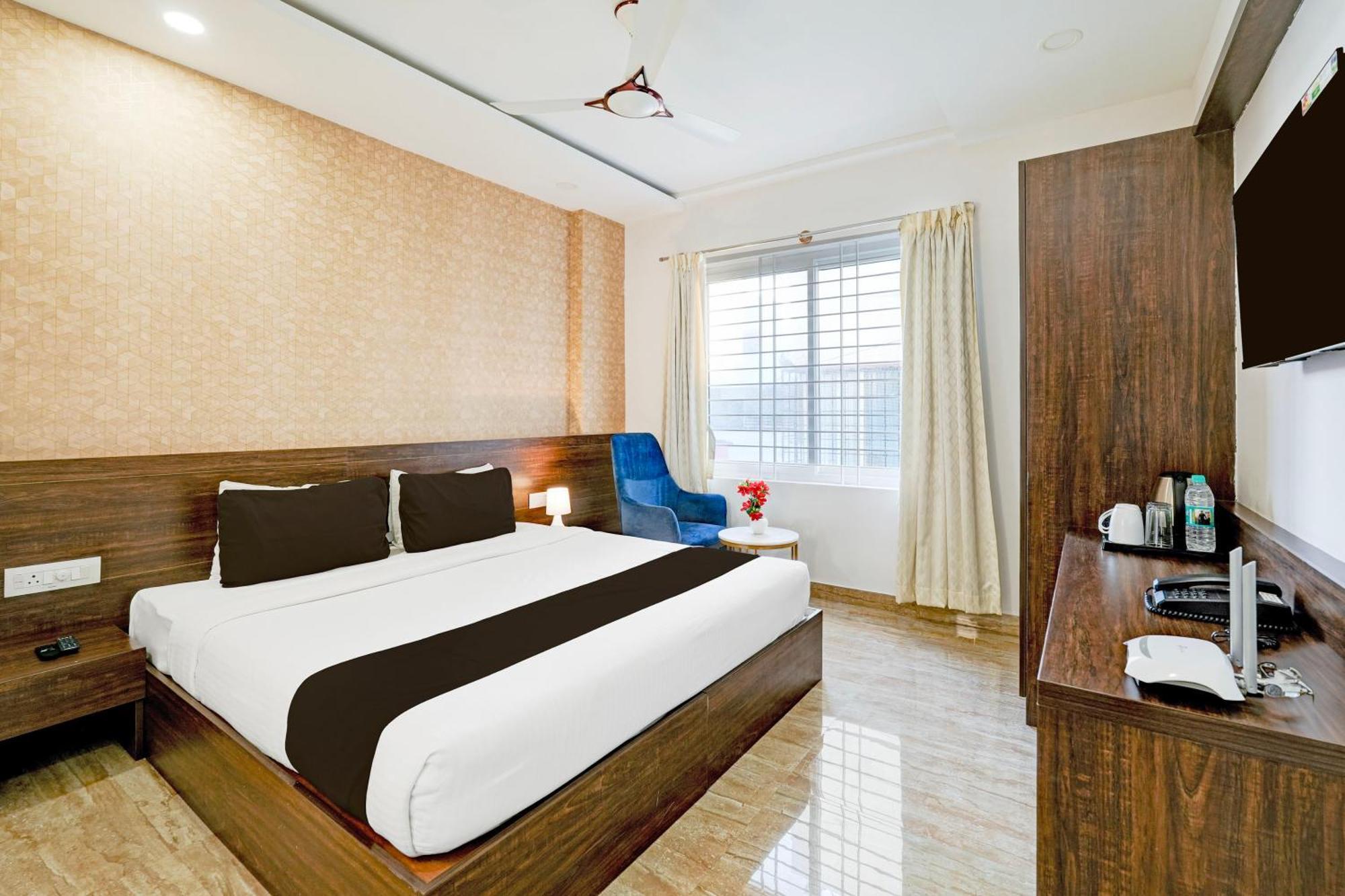 Super Townhouse Oak Aecs Formerly Bangalore Times Exterior photo